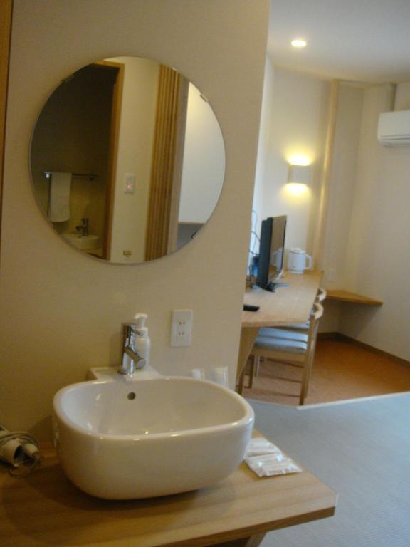 Mizuhasou Hotel Хатсукаичи Стая снимка